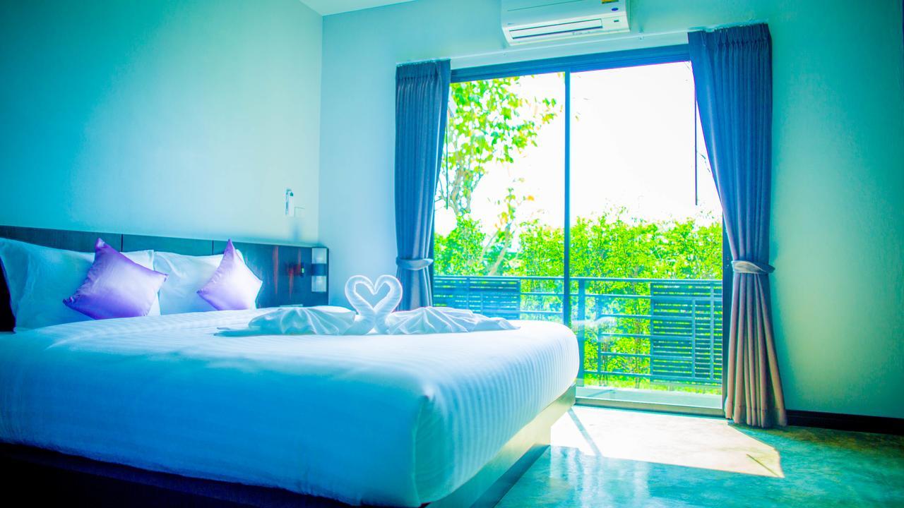 Aziss Boutique Hotel - Sha Plus Phitsanulok Rum bild